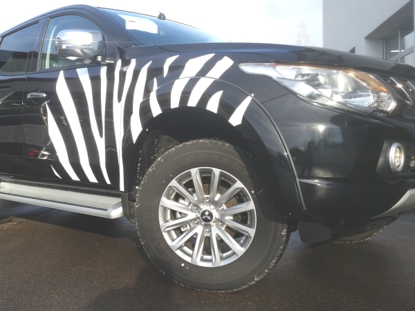 "Zebra"-Design für Mitsubishi L200